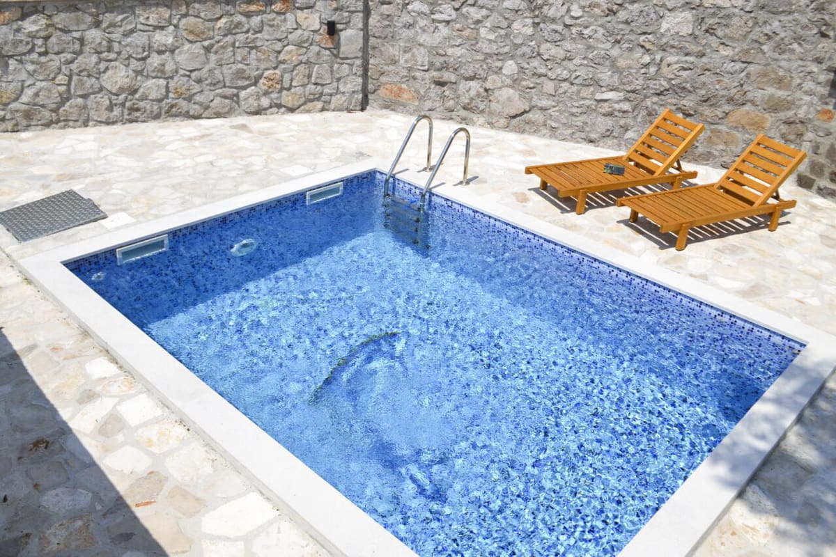 Peninsula Cottage Montenegro