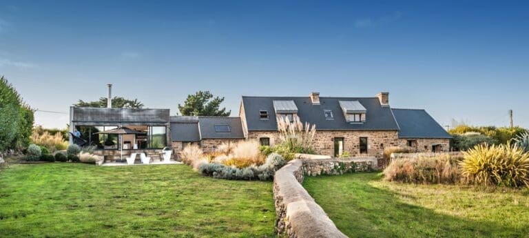 Ravenelle House France