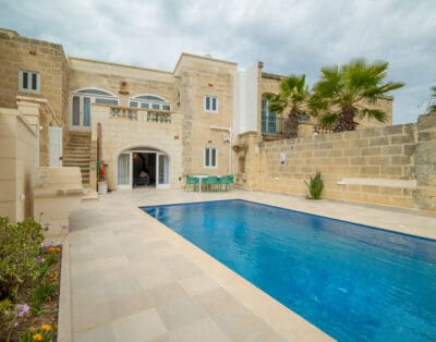 Regine  Farmhouse Malta