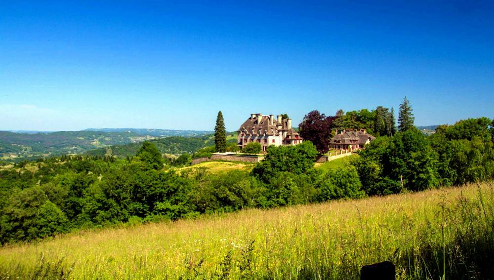 Rent Chateau Correze France