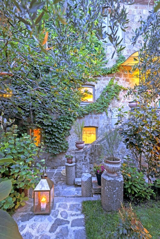 Rent Roccia Di Corte Italy