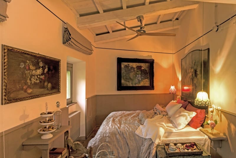 Rent Roccia Di Corte Italy