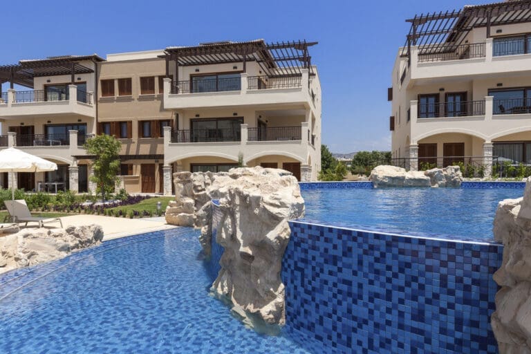 Residence Caitriona Cyprus