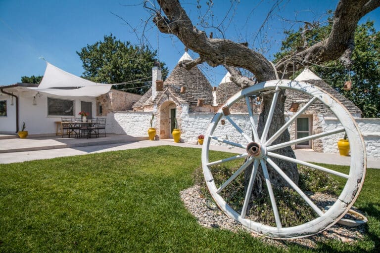 Trulli Lavanda  Italy
