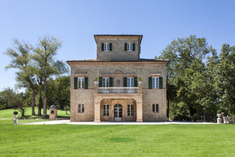 Villa Arum Lily Italy