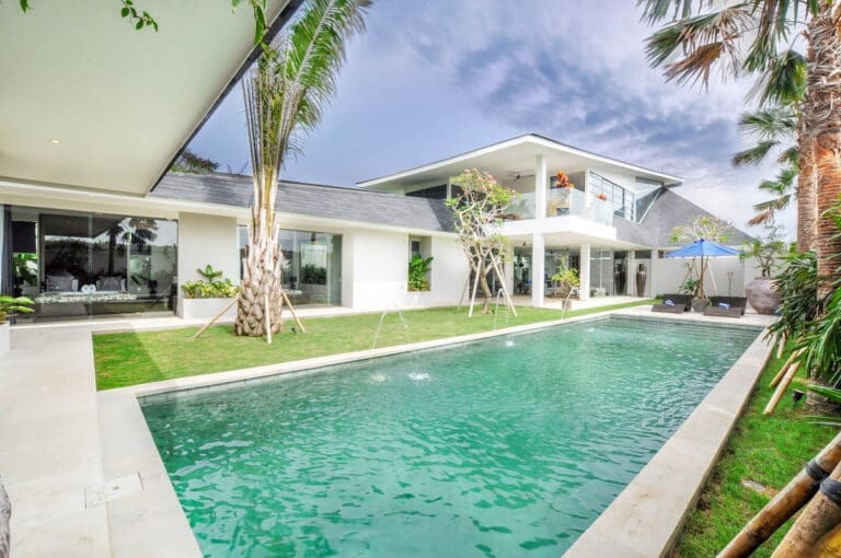 Villa Bulan Indonesia