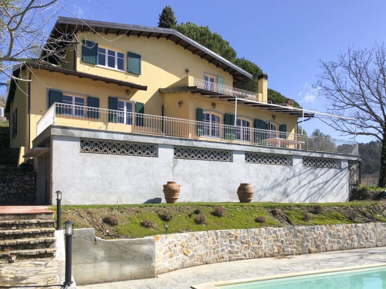 Villa Nocturno Italy