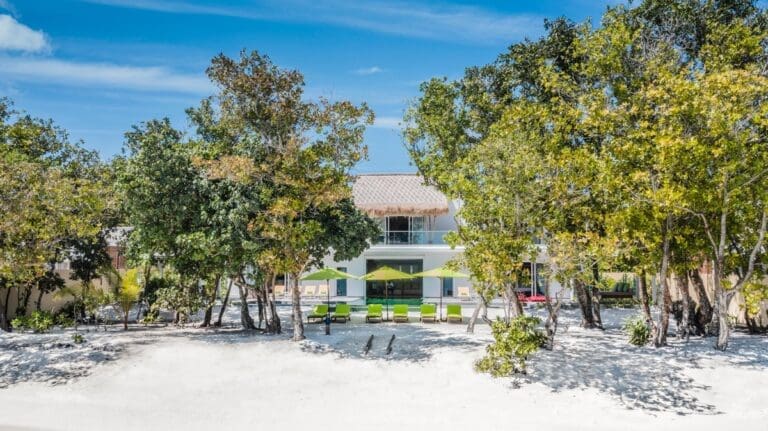 Villa Roshi Maldives