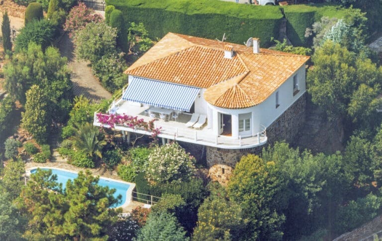 Villa Trayas Rental France