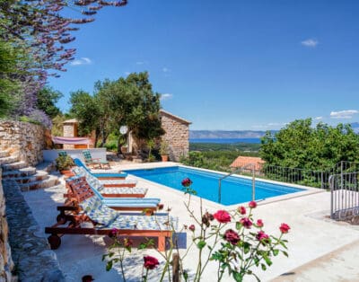 Villas Jelsa Croatia