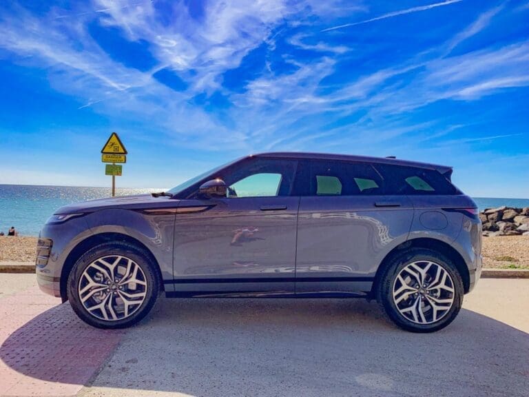 Adventurous & Effortless Range Rover Évoque Hybrid P300e PHEV Review