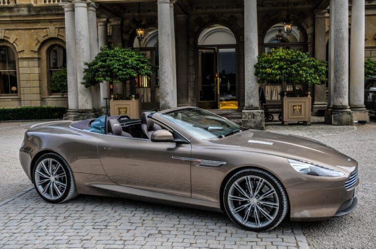 Aston Martin DB9 British Luxury Tour