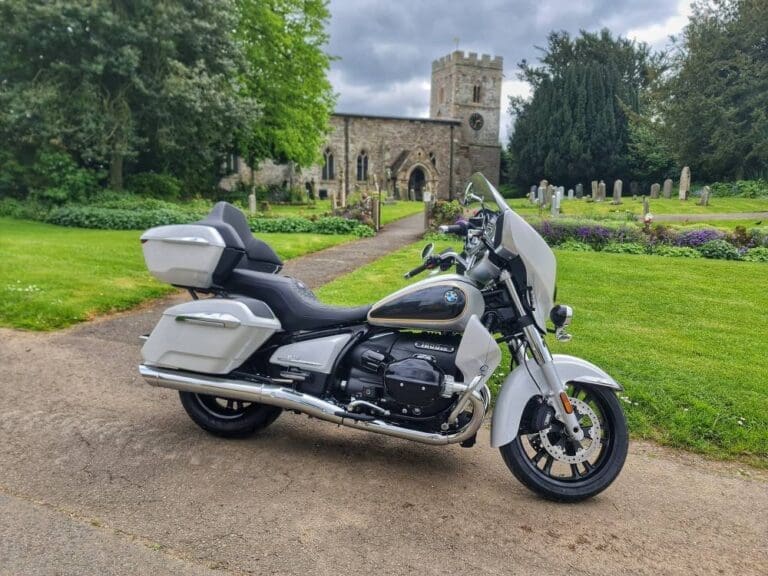 BMW R18 Transcontinental - The World Is Your Oyster