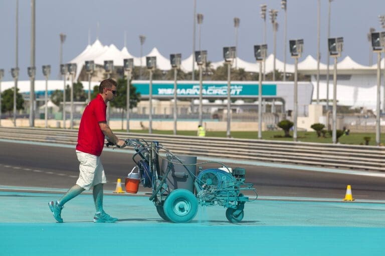 Behind The Scenes Nico Rosberg & Lewis Hamilton At Yas Marina
