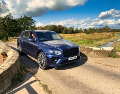 Bentley Bentayga Hybrid V6 2023 Review