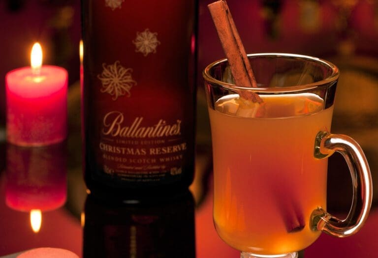 Cinnamon Sleigh Whisky Cocktail