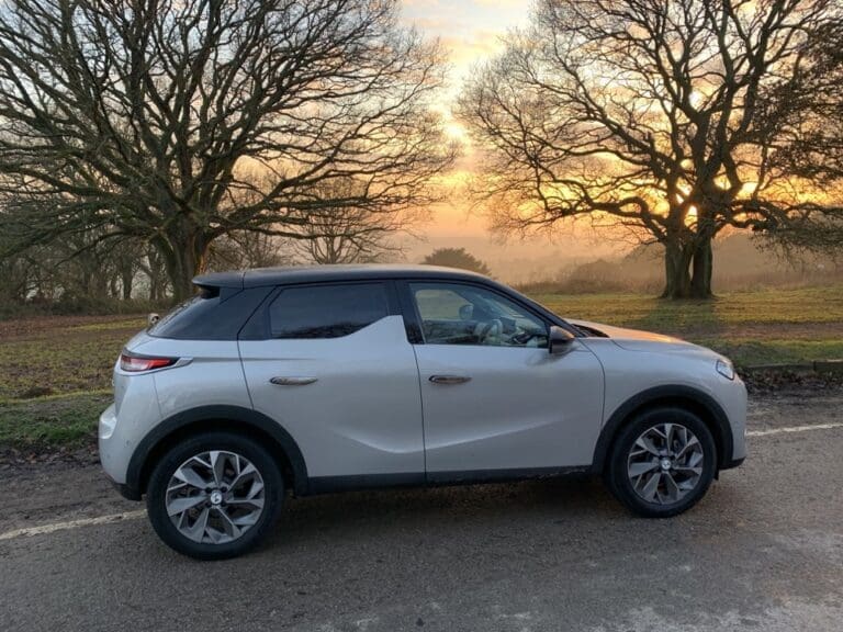 DS 3 Crossback E-Tense La Prèmiere Wins Hearts