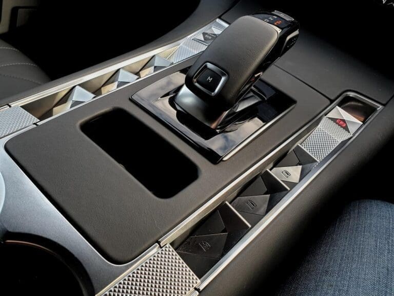 DS7 Crossback - Life Is Too Short To Drive Boring Cars