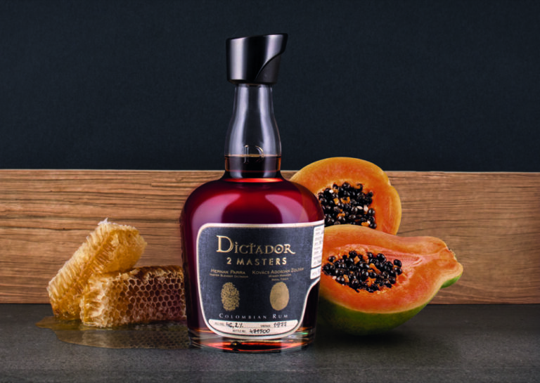 Dictador 2 Masters Royal Tokaji - The Ultimate Christmas Rum