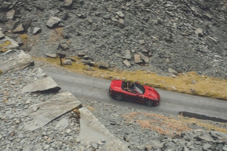 Ferrari Portofino M UK Touring Guide-Snake Pass, Peak District