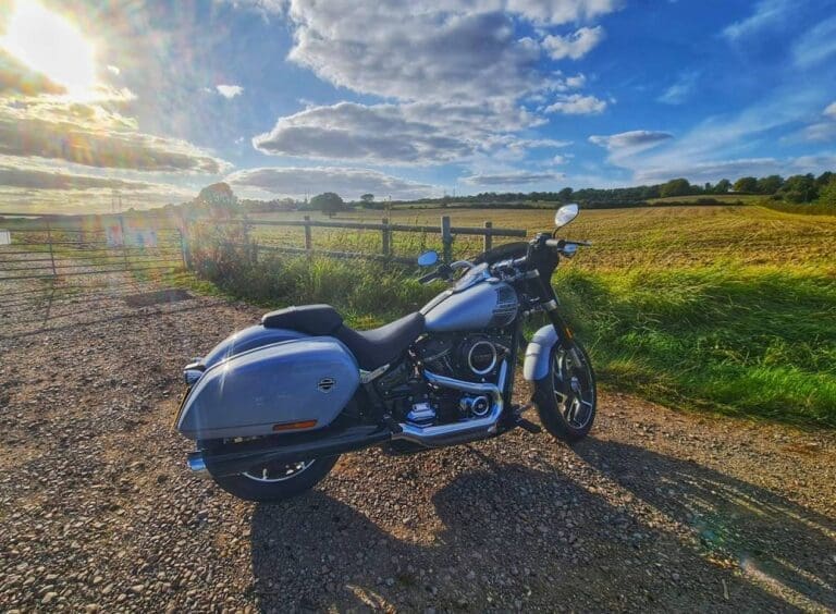 Harley Davidson Sportglide - The Best Of Both Worlds