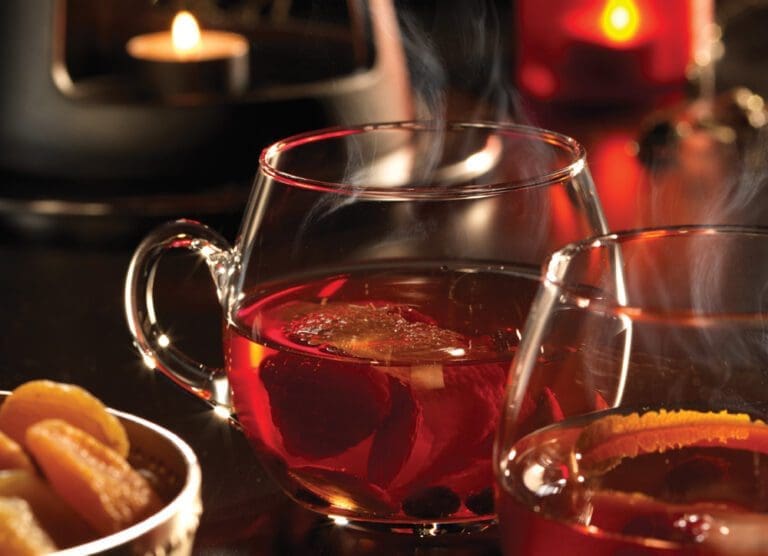 Hot Christmas Punch Whisky Cocktail