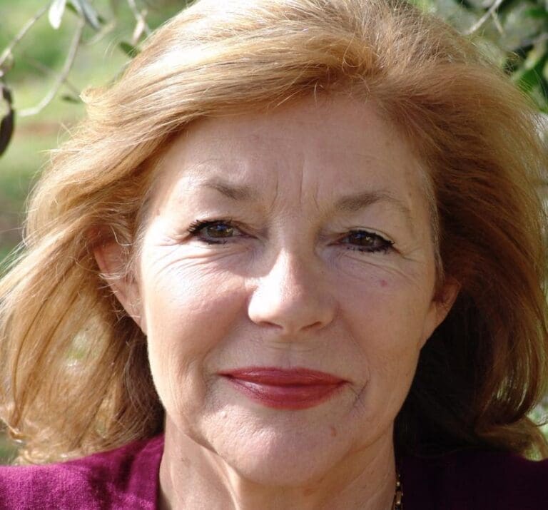 IX INTERVIEWS AUTHOR, ACTRESS AND STAR OF - CAROL DRINKWATER'S SECRET PROVENCE