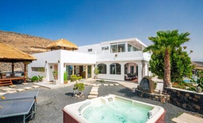 Lanzarote Retreats Gift Available Accommodation Free to Families Stranded by Thomas Cook Collapse