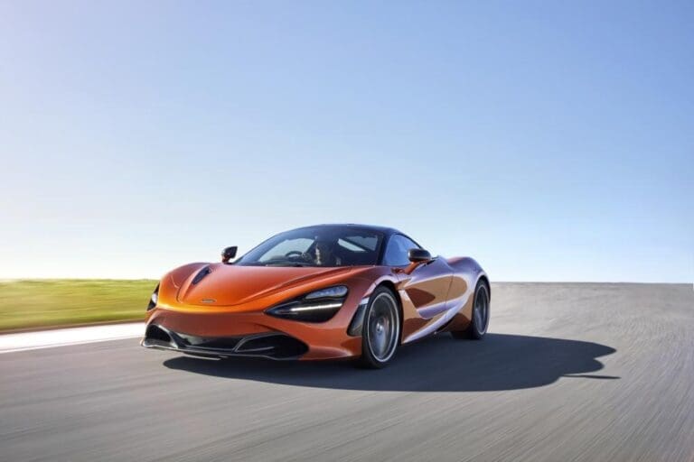 McLaren Launch the New 720S Supercar