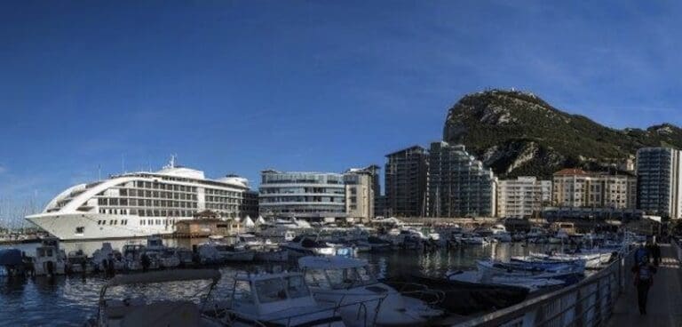 Ocean Village Gives Sunborn Gibraltar Yacht Hotel a Warm Welcome