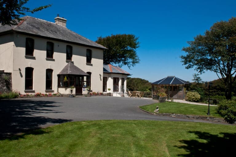 Pendragon Country House