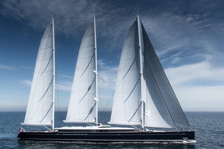 Sea Eagle II “Airborne” : The World’s Largest Aluminium Sailing Yacht