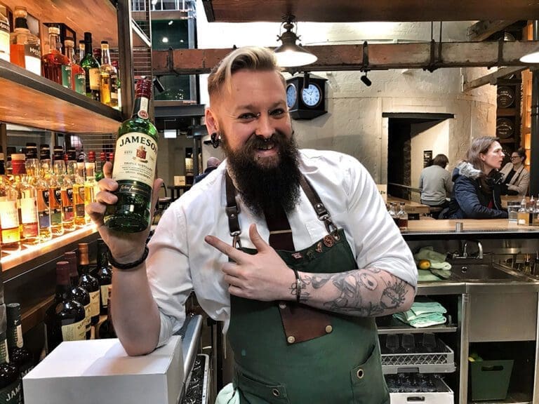 Tasting Jameson's Bow Street 18 YO Batch 2 Review With Master Blender Billy Leighton