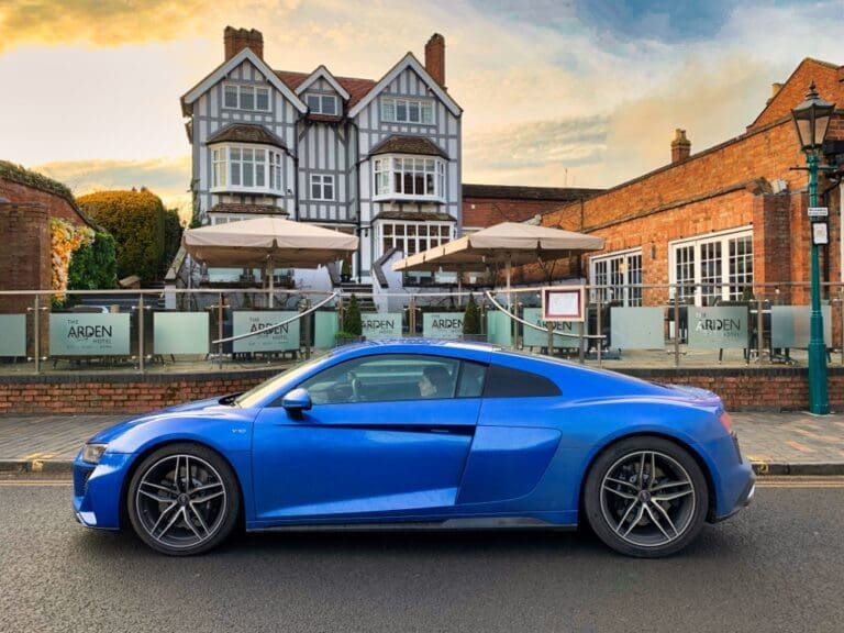 The Arden Hotel Stratford Review: Audi R8 RWD Coupe Tour