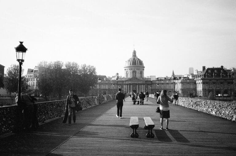 Une Nuit a Paris - Pullman Paris La Defense Hotel