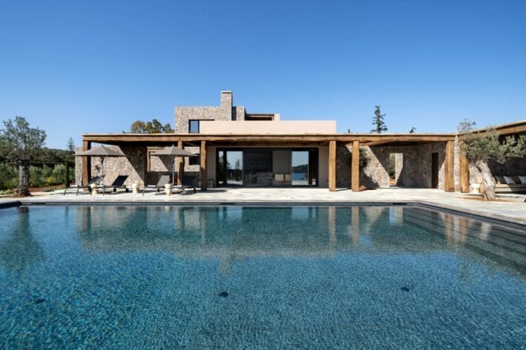 Rent Villa Ververonda Greece