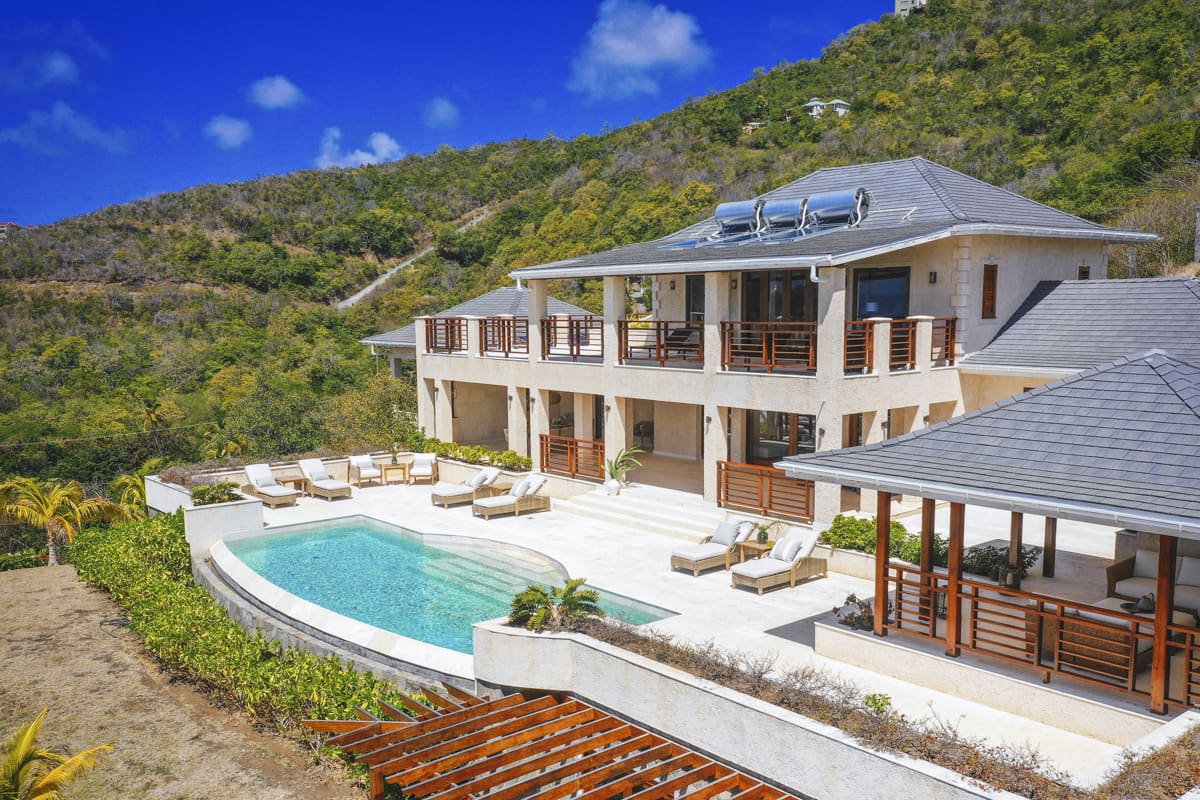 Rent Coral Grenadine Saint Vincent and the Grenadines