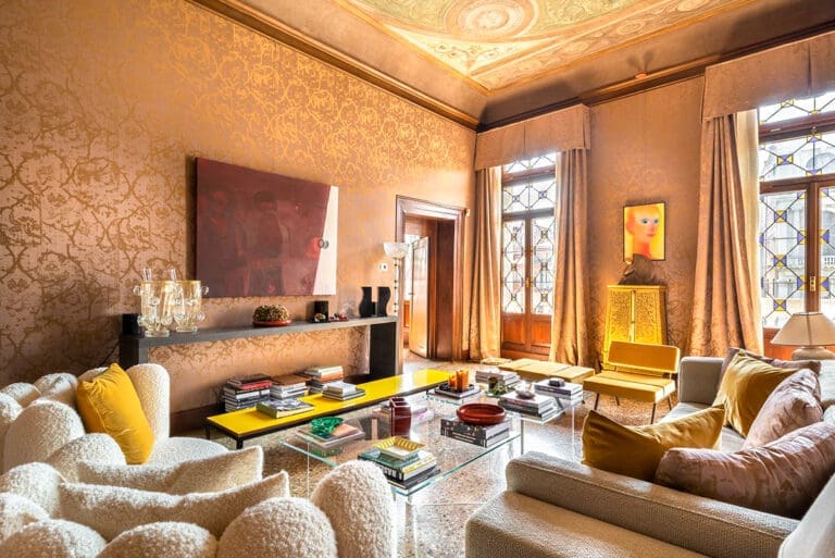 Rent Palazzo Grand Canal Italy