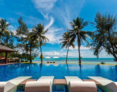 Rent Baan Luek Thailand