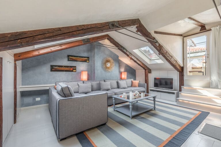 Rent Palazzo Navaro Italy