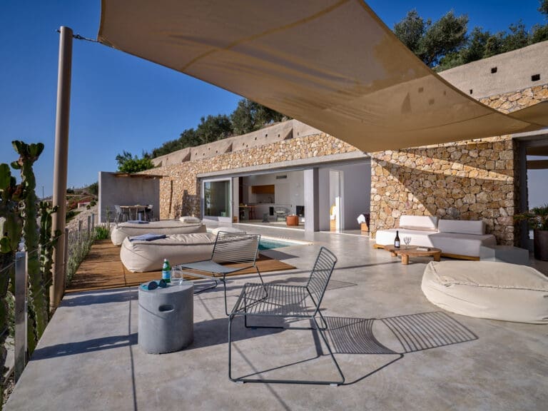 Rent Villa Sisyphus Greece