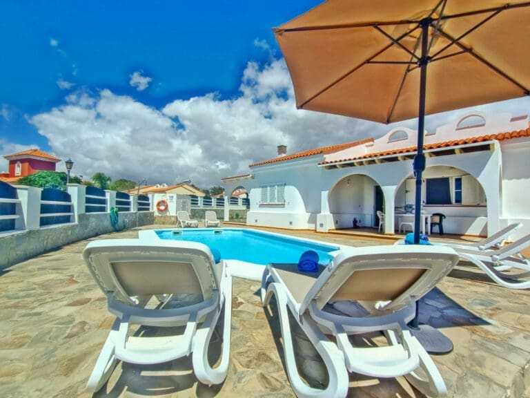 Rent Casa Guize Spain