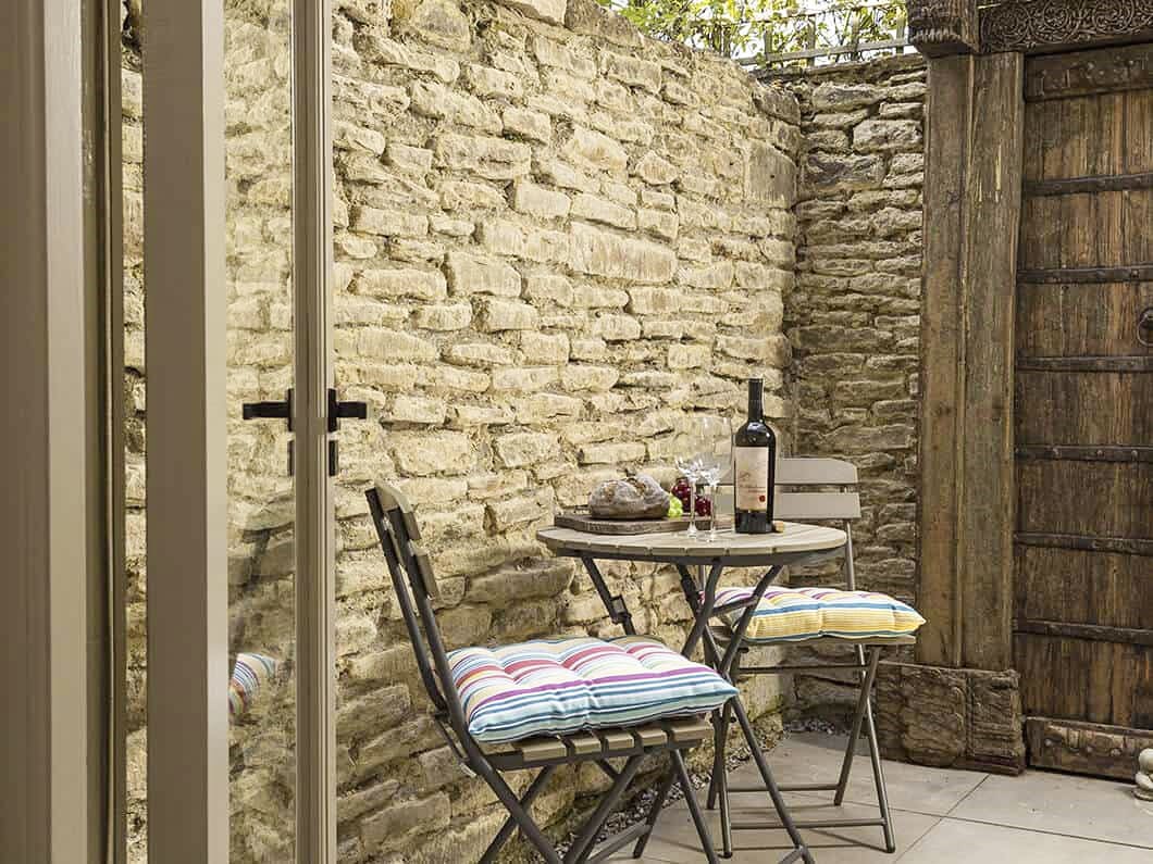 Rent Midsummer Cottage United Kingdom