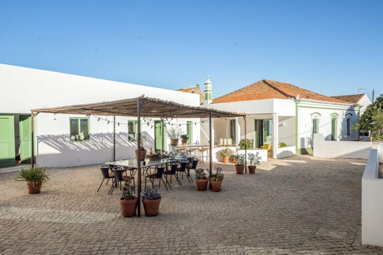 Rent Moradia Zabel Portugal