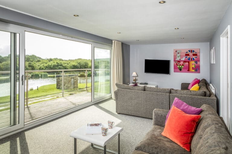 Rent Serenity Lodge United Kingdom