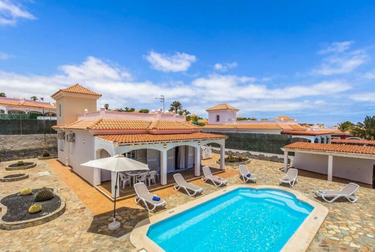 Rent Villa Anul Spain