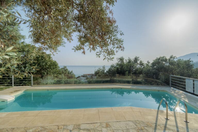 Rent Villa Isidoros Ouzo Greece