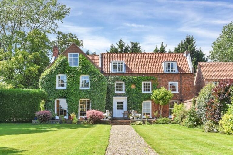 Rent Ammonite House United Kingdom