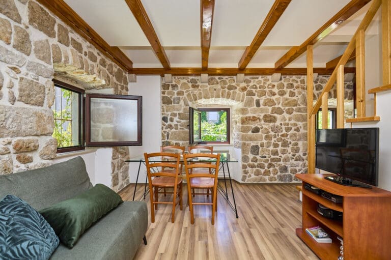 Rent Apartment Dejana Croatia