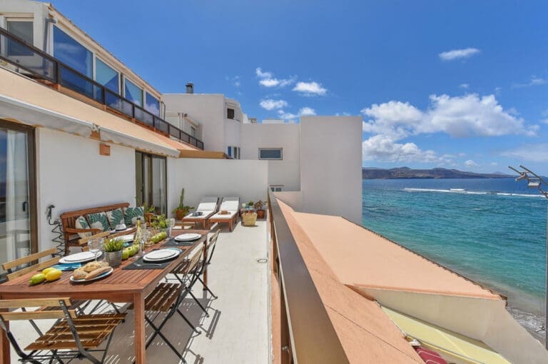 Rent Apartment Isleta Spain